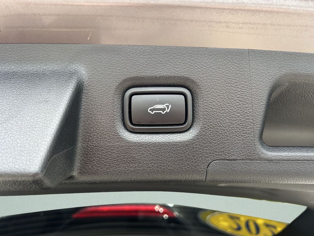 2020 Hyundai Santa Fe SEL - Photo 16