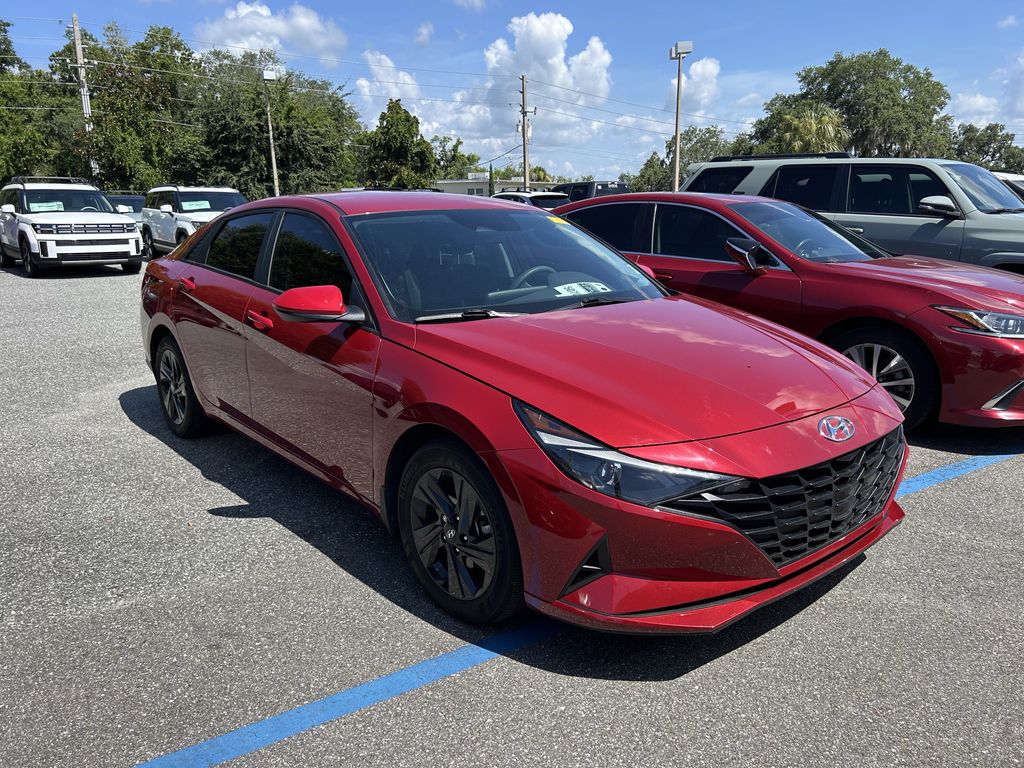2023 Hyundai Elantra Sedan 