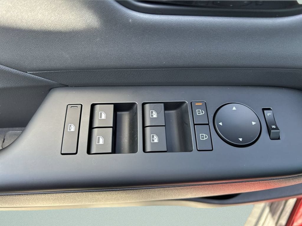 2025 Hyundai Kona N Line S - Photo 13