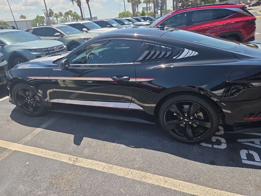 2022 Ford Mustang EcoBoost Coupe's photo