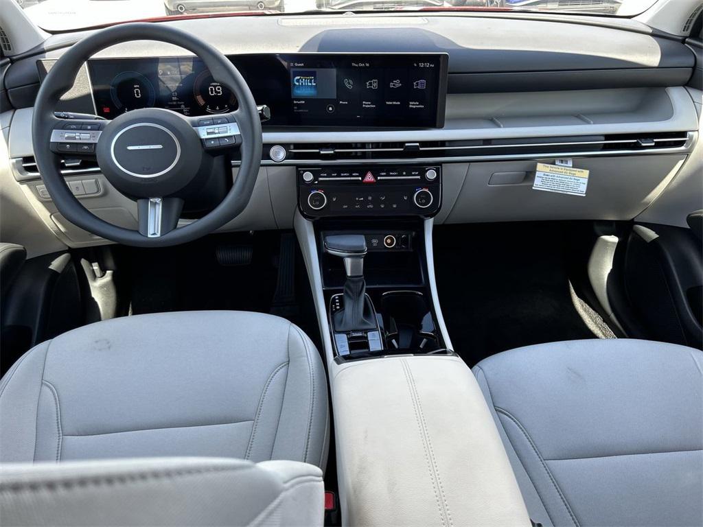 2026 Hyundai Tucson SEL photo 2