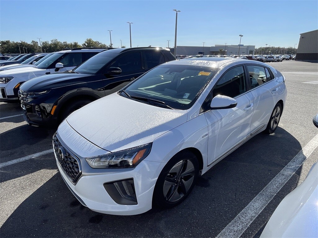 2020 Hyundai Ioniq SEL photo 4