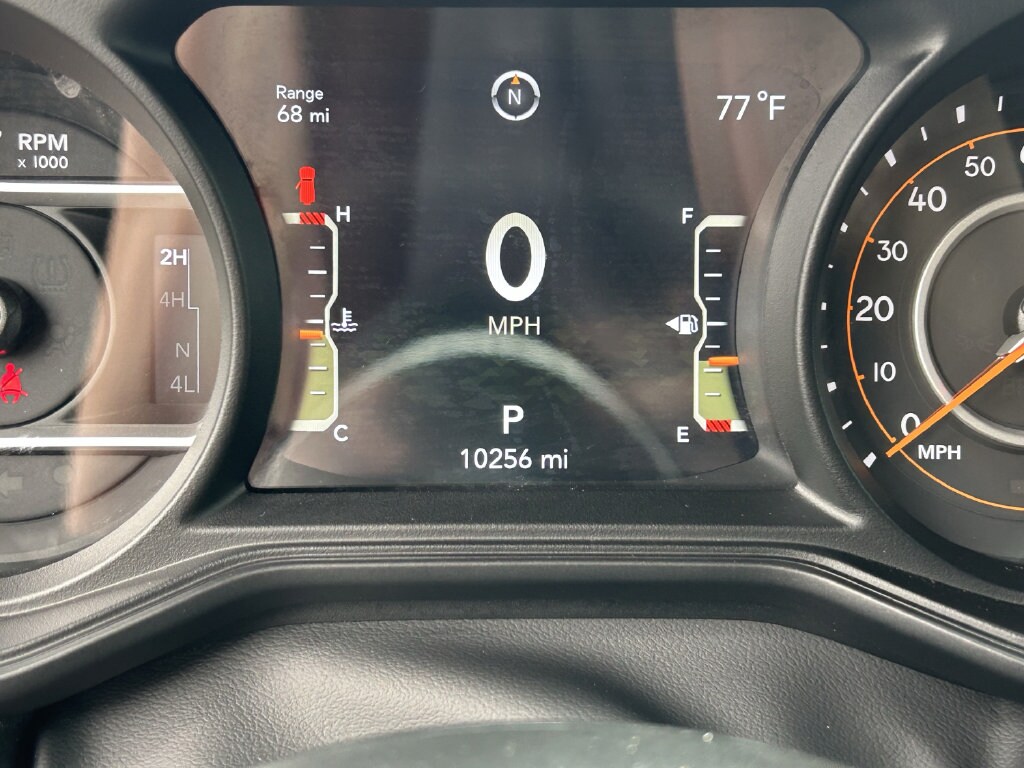 2025 Jeep Wrangler 4-Door Sahara - Photo 33