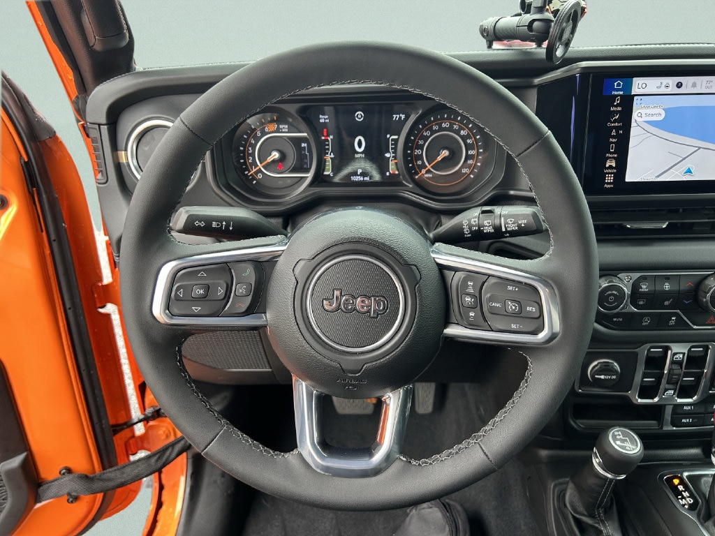 2025 Jeep Wrangler 4-Door Sahara - Photo 30