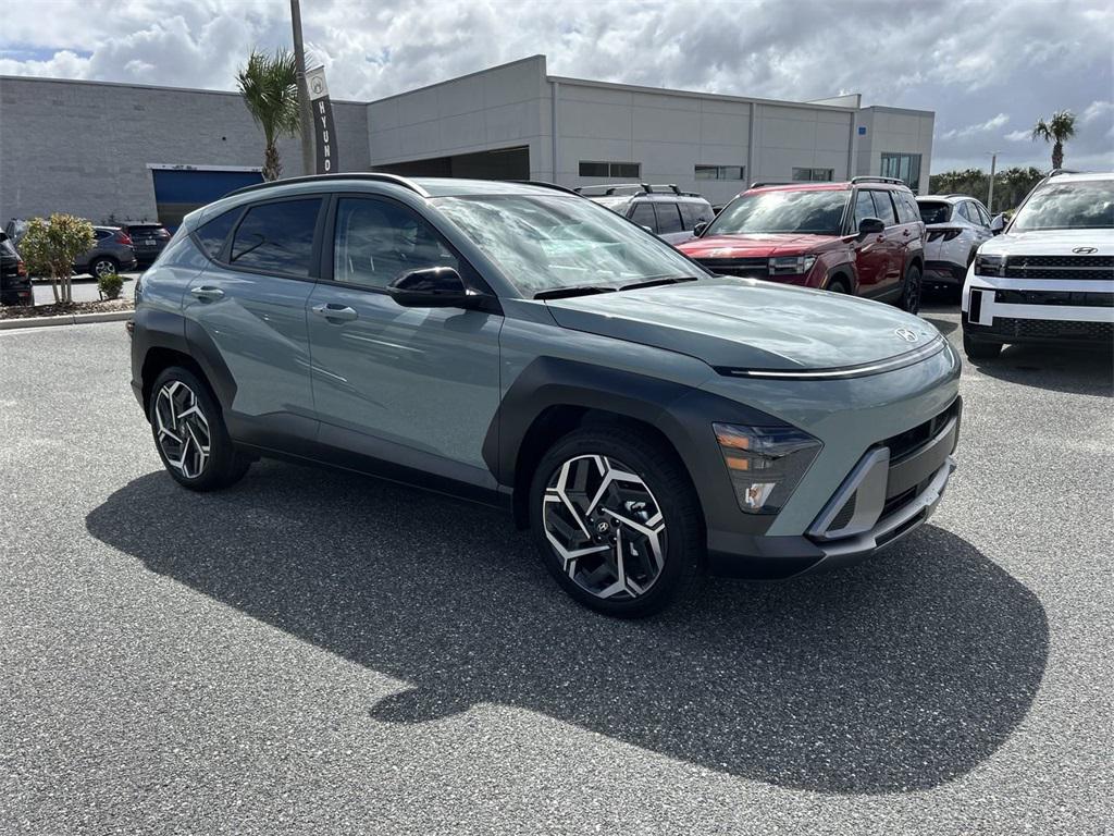 2026 Hyundai Kona SEL photo 2