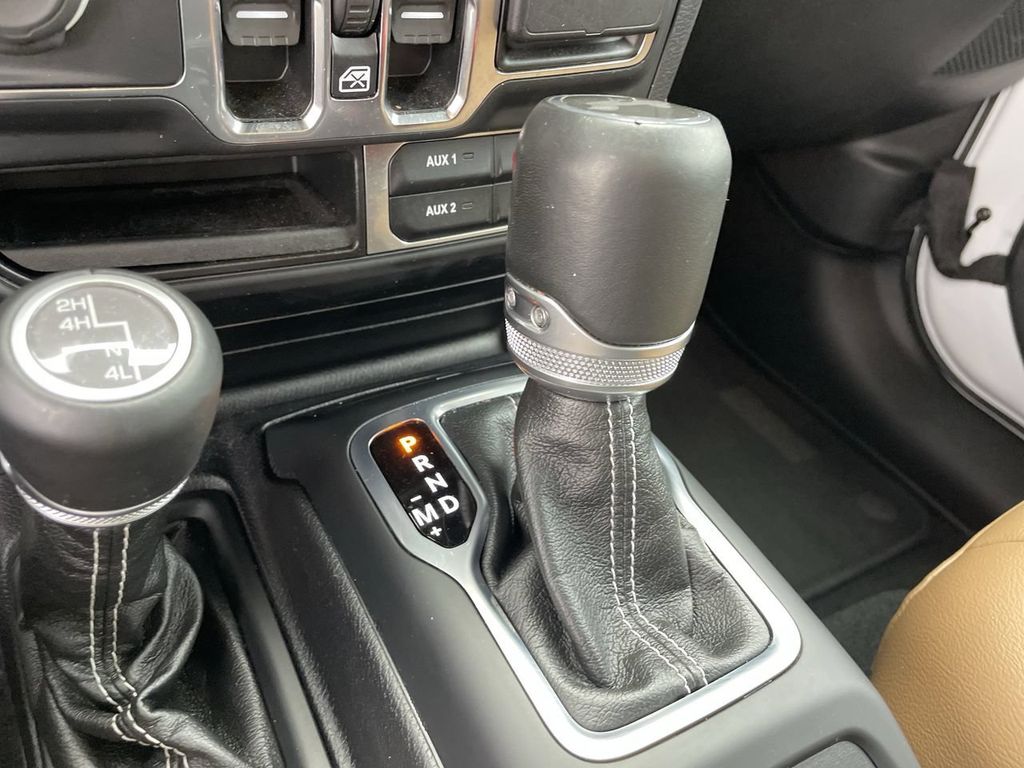 2020 Jeep Wrangler Unlimited Sahara - Photo 28