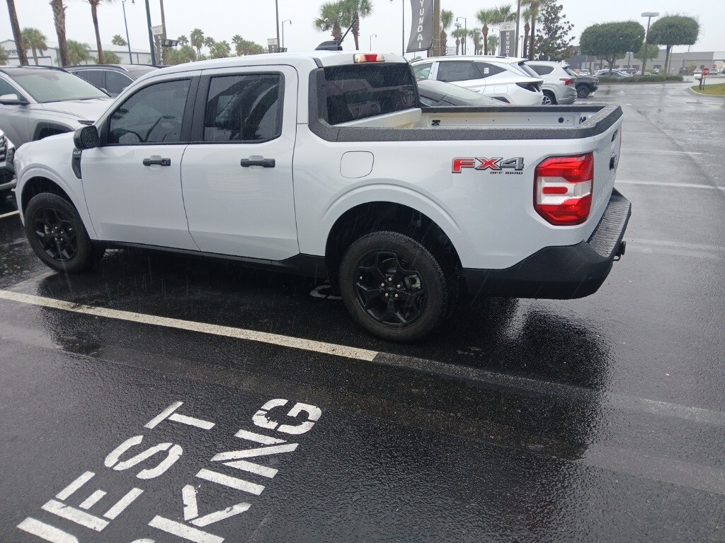 2025 Ford Maverick XLT photo 2
