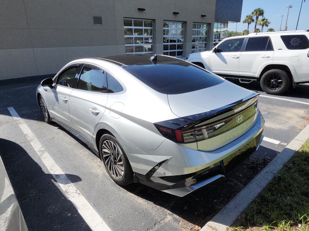 2025 Hyundai Sonata Hybrid Limited - Photo 3