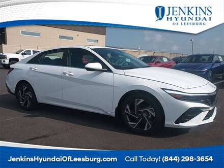 2024 Hyundai Elantra SEL Sedan