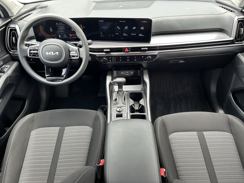 2024 Kia Sorento LX - Photo 20