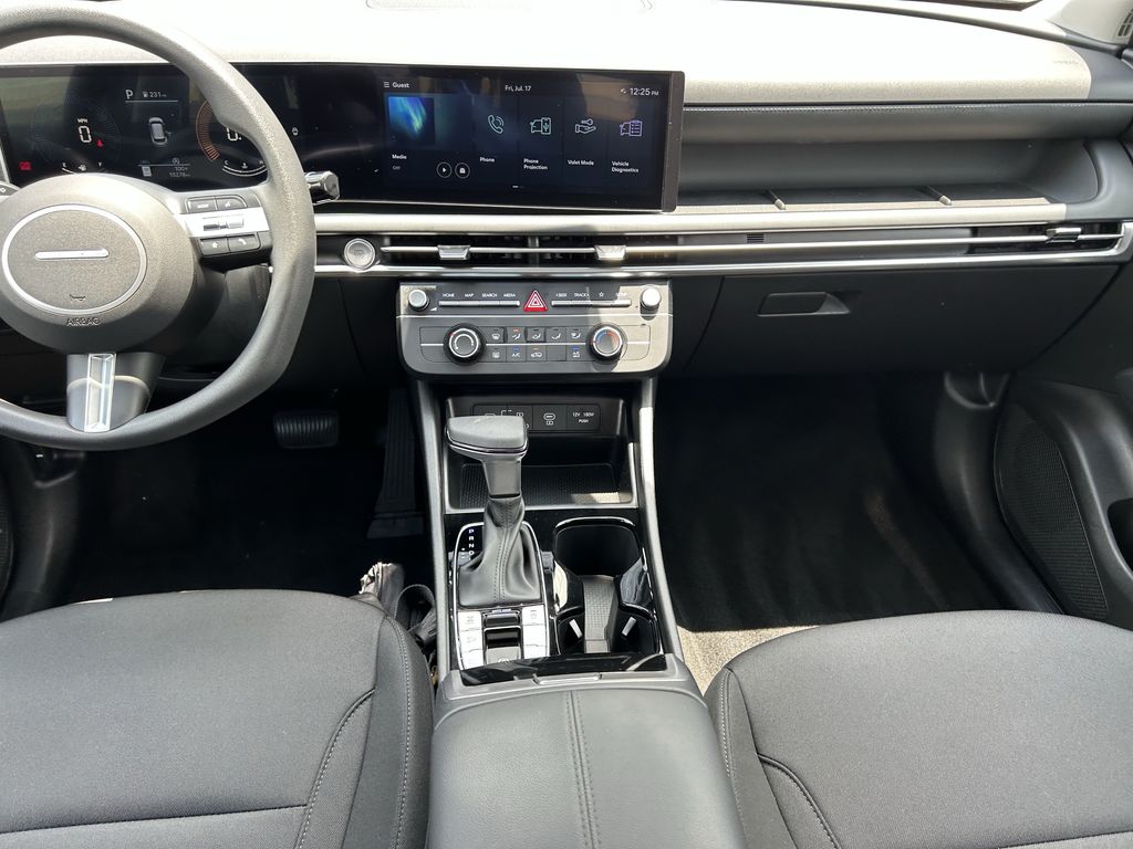 2025 Hyundai Tucson SE - Photo 17