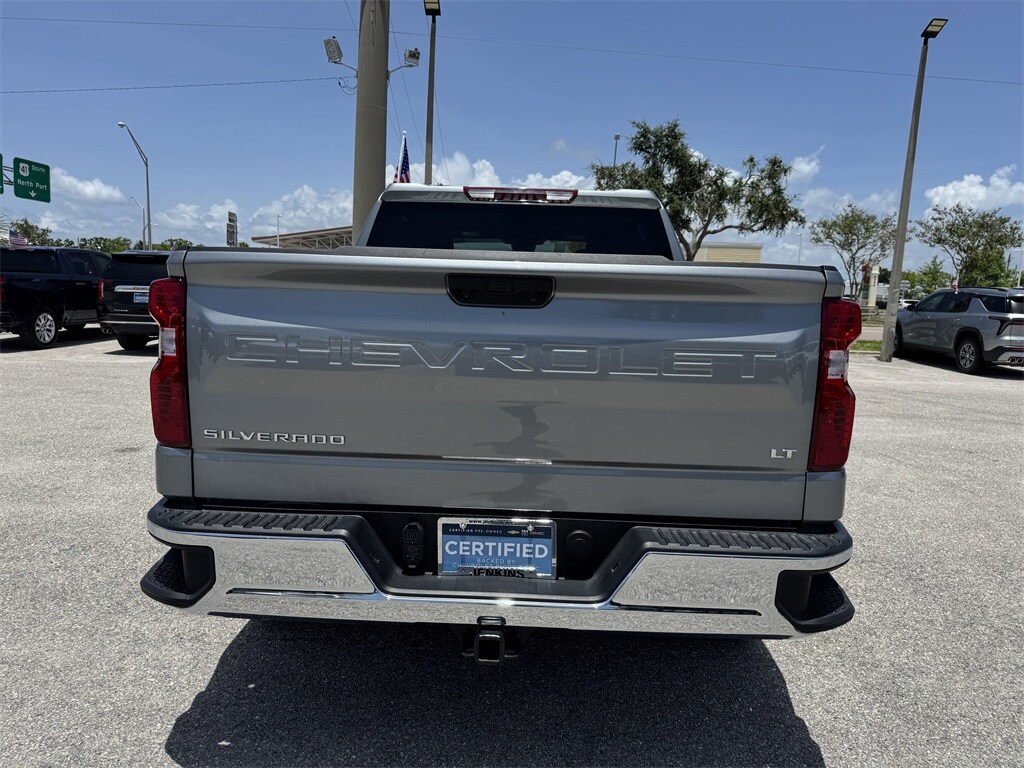 2025 Chevrolet Silverado 1500 LT photo 4