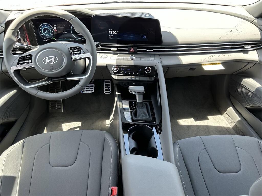 New 2025 Hyundai Elantra Hybrid SEL Sport Sedan