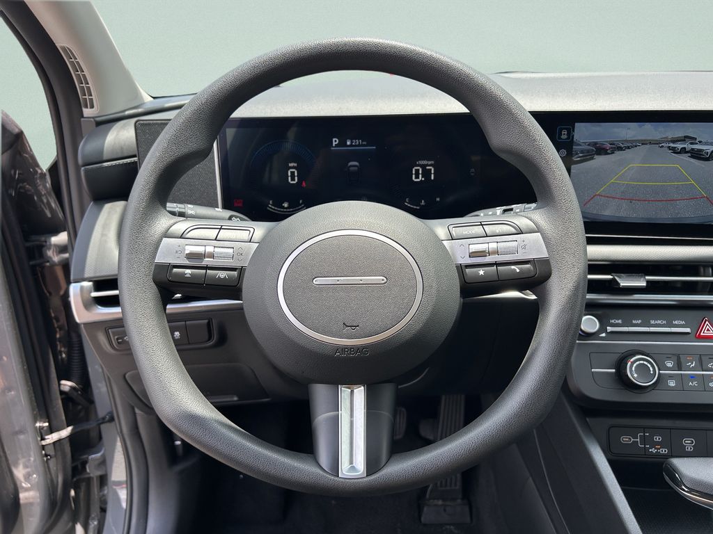 2025 Hyundai Tucson SE - Photo 29
