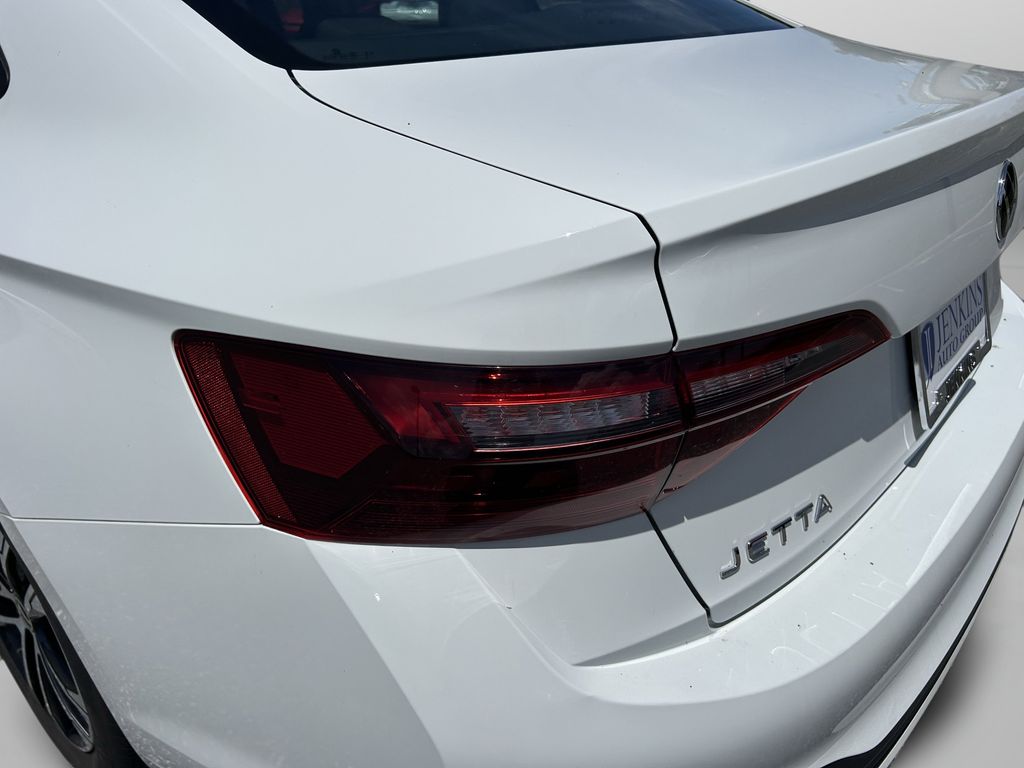 2024 Volkswagen Jetta Sport - Photo 14