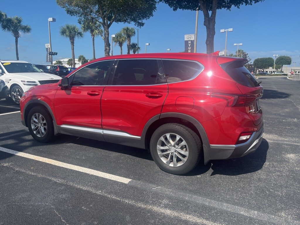 2020 Hyundai Santa Fe SEL photo 4