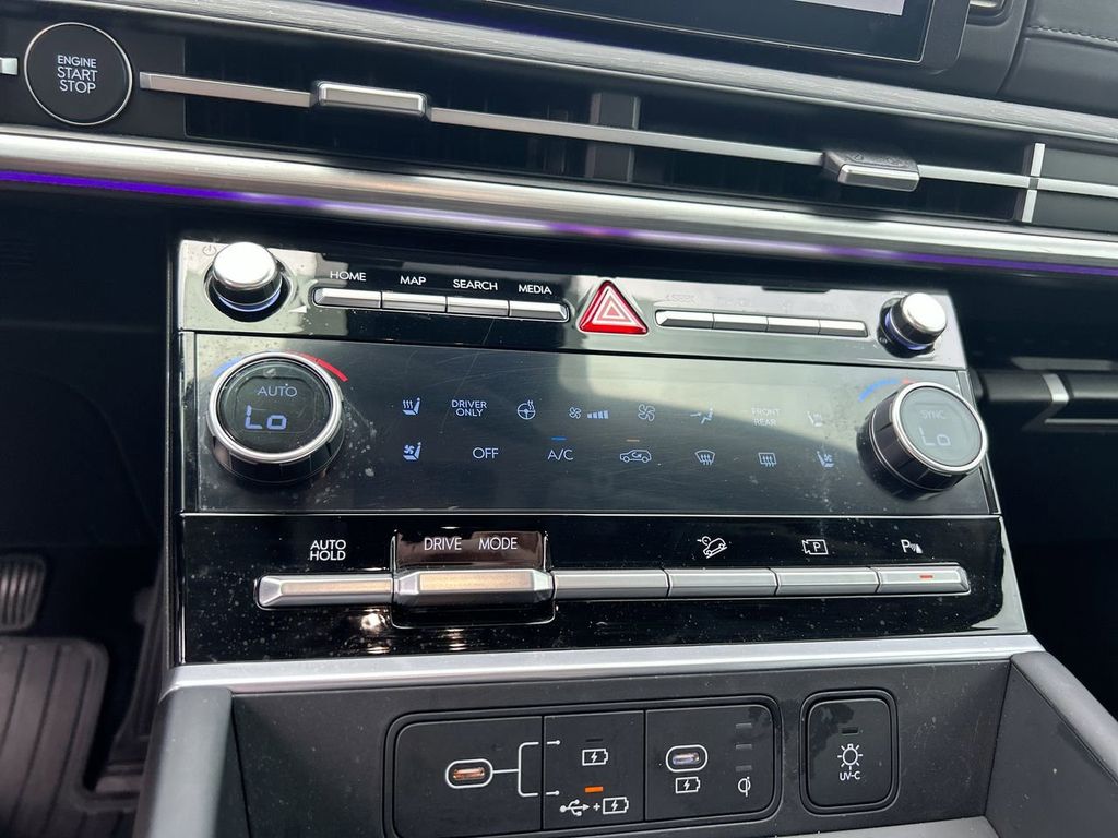 2024 Hyundai Santa Fe Limited HEV - Photo 27