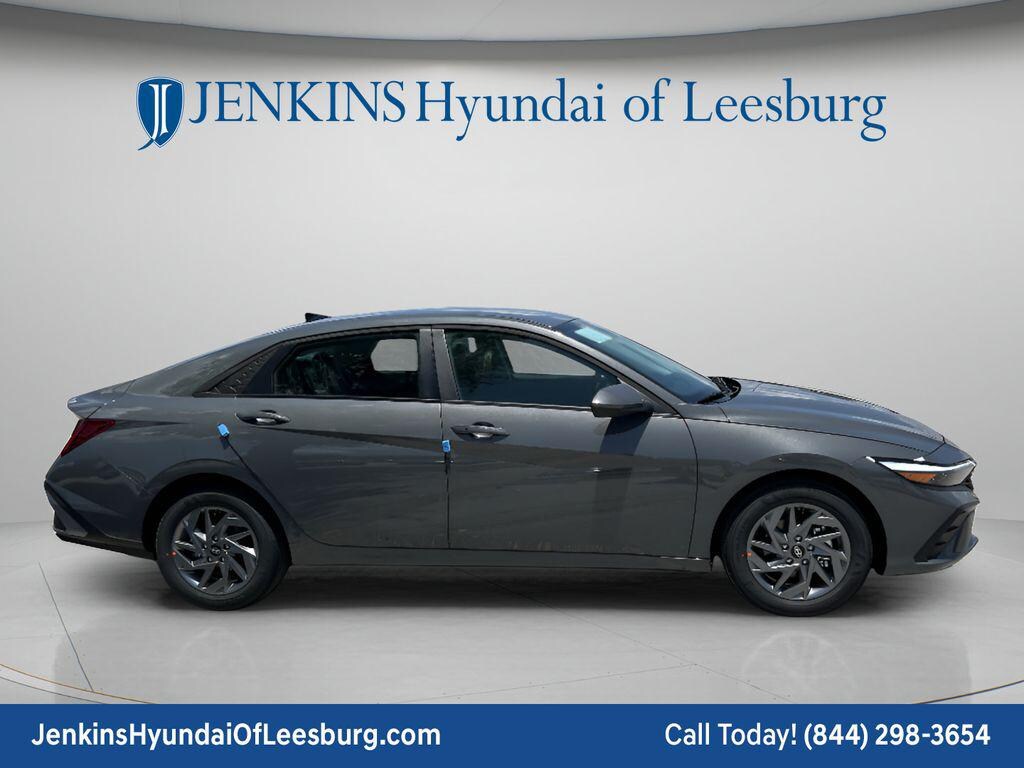 New 2026 Hyundai Elantra Hybrid Blue Sedan