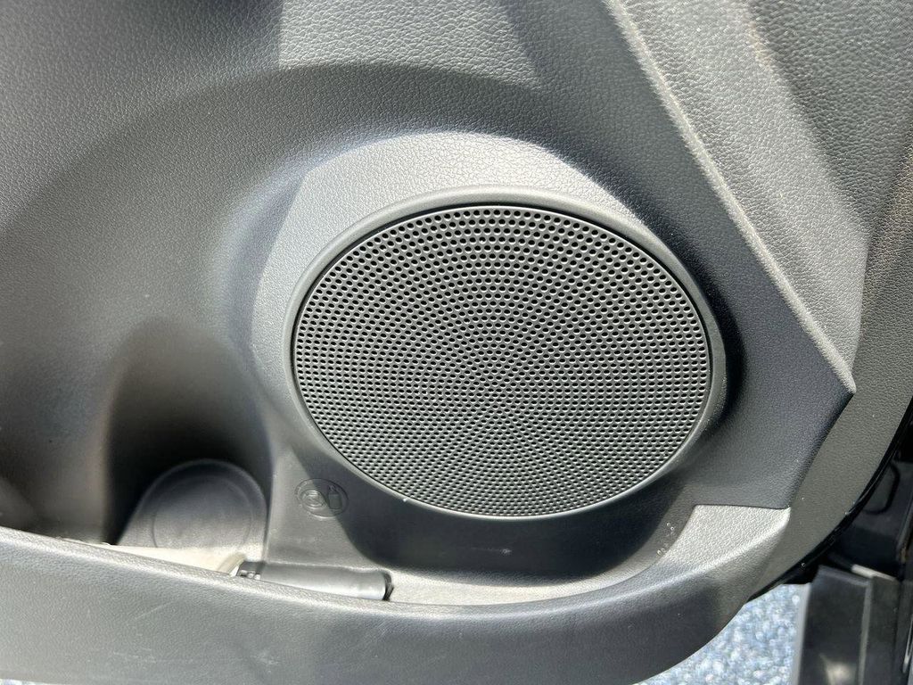 2023 Hyundai Kona SEL - Photo 16
