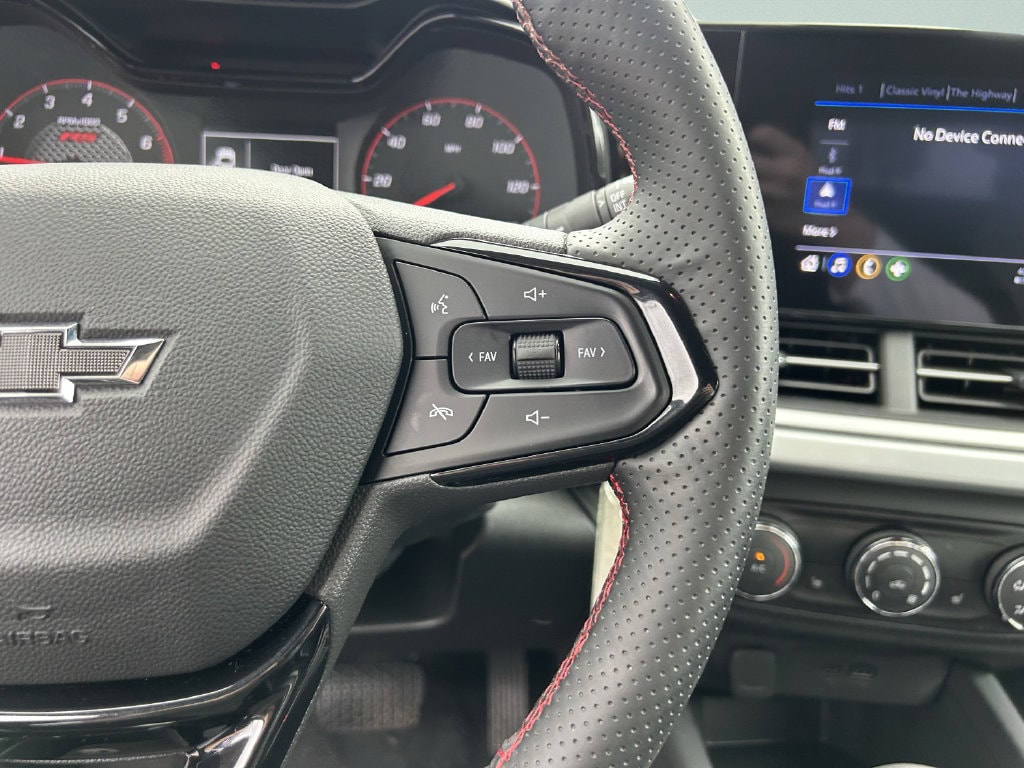2025 Chevrolet Trax RS - Photo 30