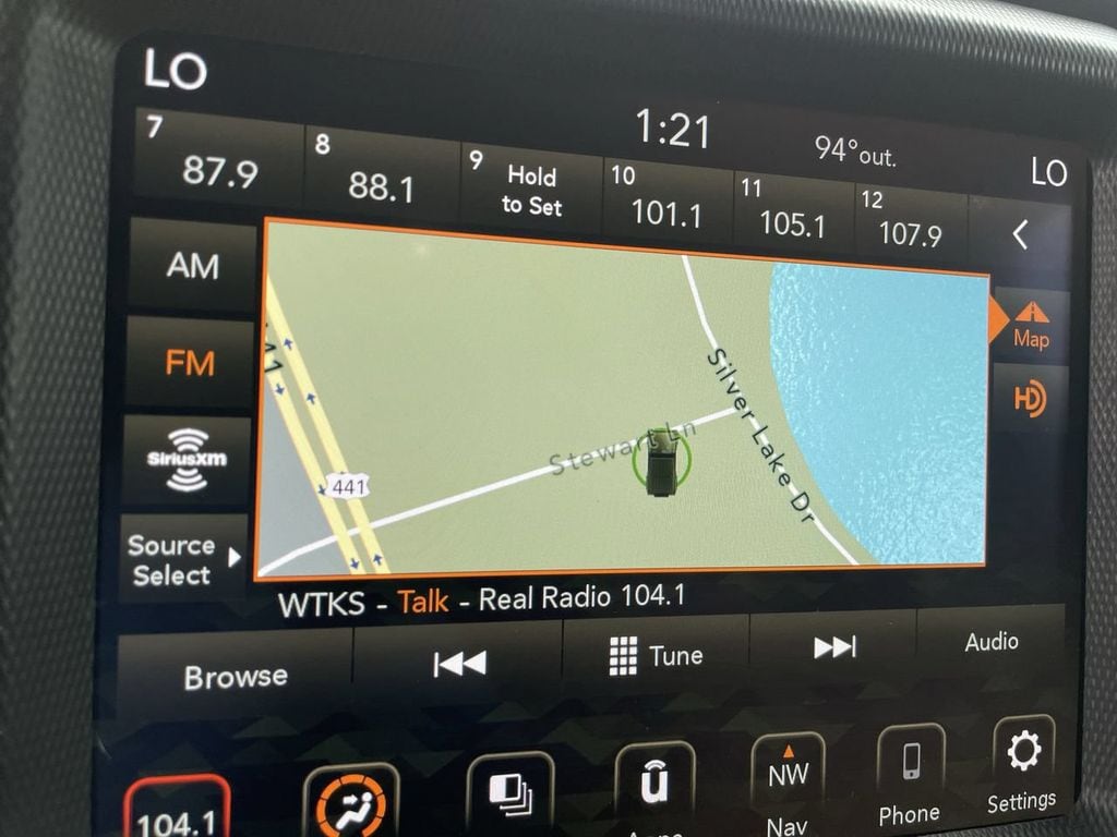 2020 Jeep Wrangler Unlimited Sahara - Photo 24