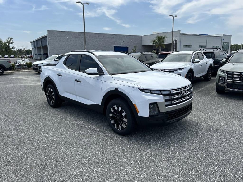 New 2025 Hyundai Santa Cruz SEL Activity FWD Truck