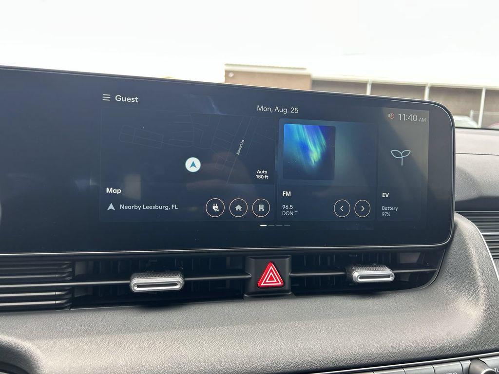 2025 Hyundai IONIQ 5 SE - Photo 24