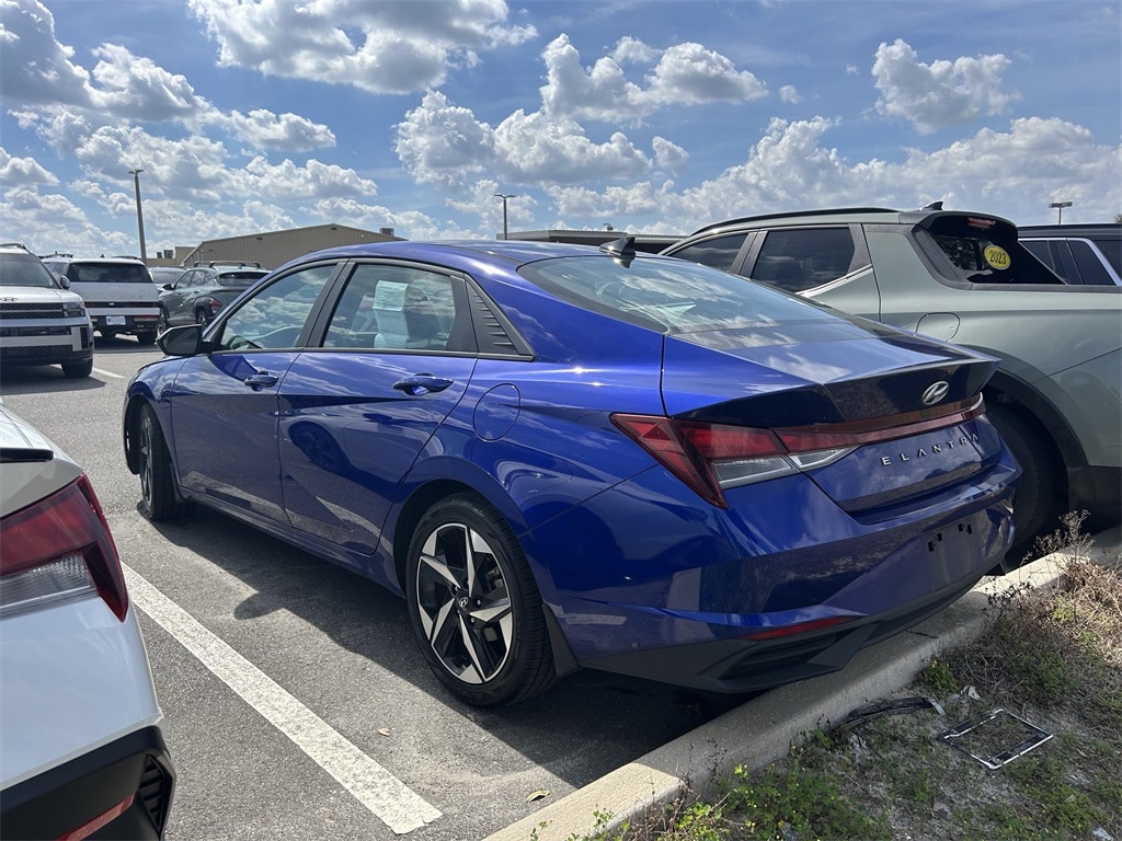 Used 2023 Hyundai Elantra SEL Sedan