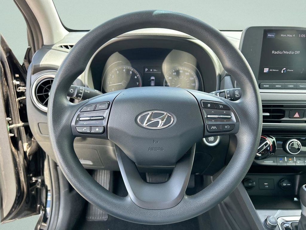 2023 Hyundai Kona SEL - Photo 25