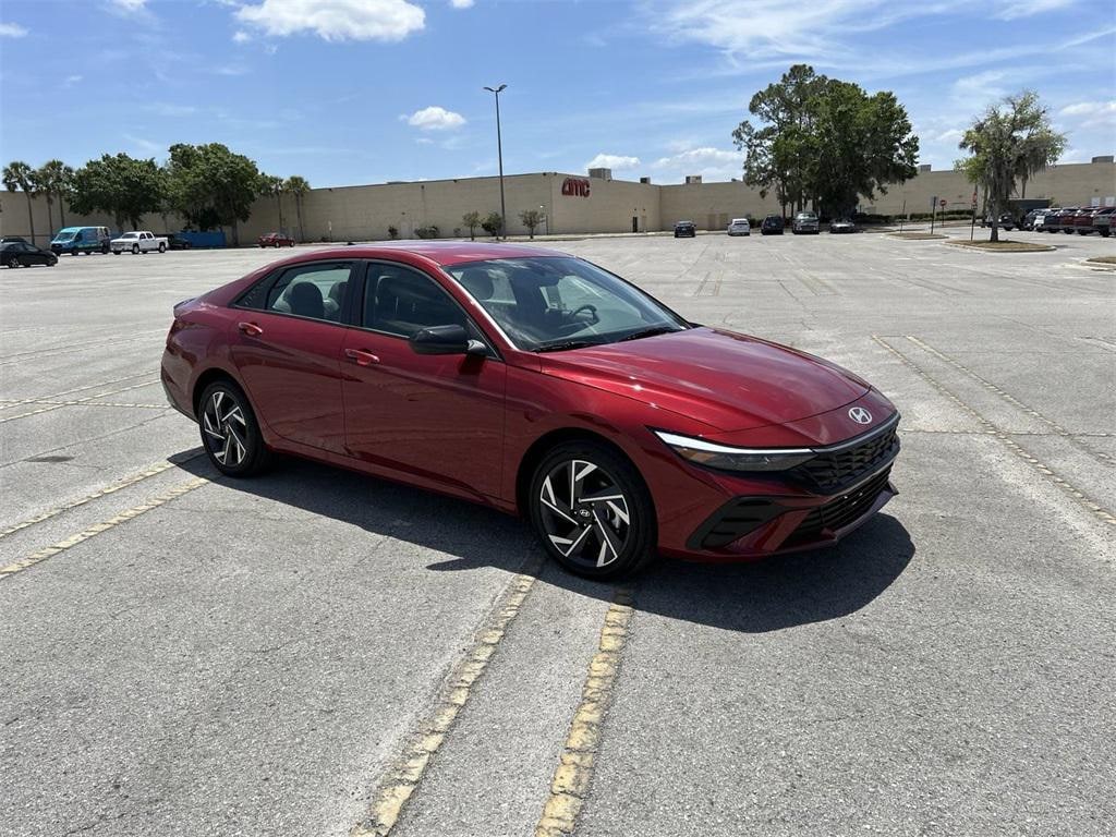New 2025 Hyundai Elantra Hybrid SEL Sport Sedan