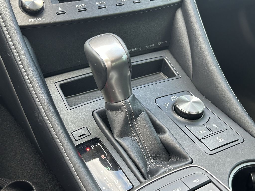 2021 Lexus RC 300 - Photo 23