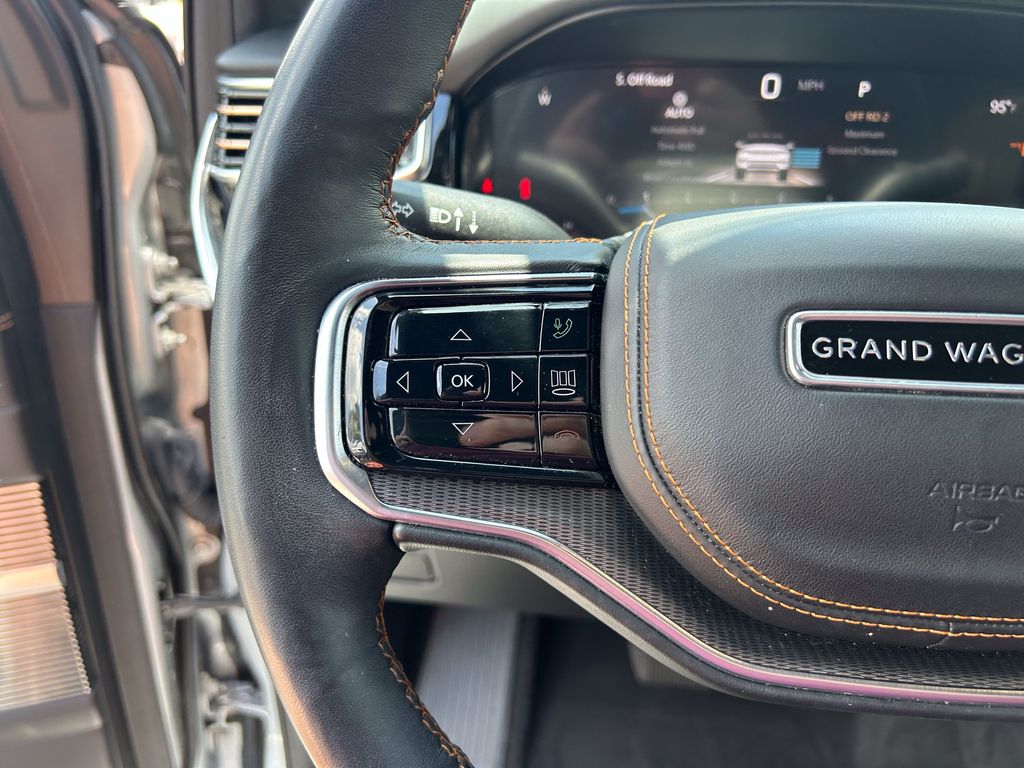 2023 Jeep Grand Wagoneer Series III - Photo 32
