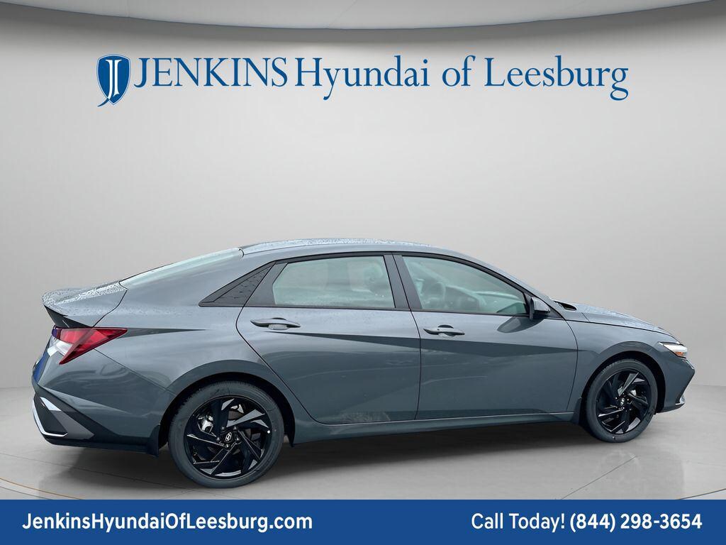 New 2026 Hyundai Elantra SEL Sport Sedan