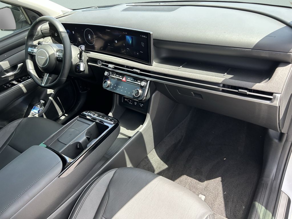 2025 Hyundai Tucson Limited - Photo 15