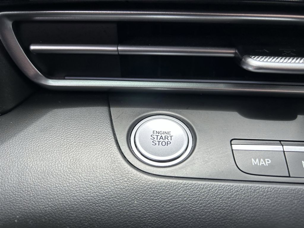 2024 Hyundai Elantra SEL - Photo 30