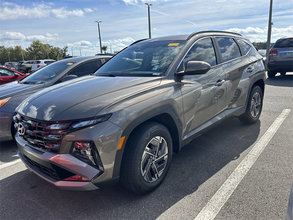 2025 Hyundai Tucson Hybrid Blue photo 3