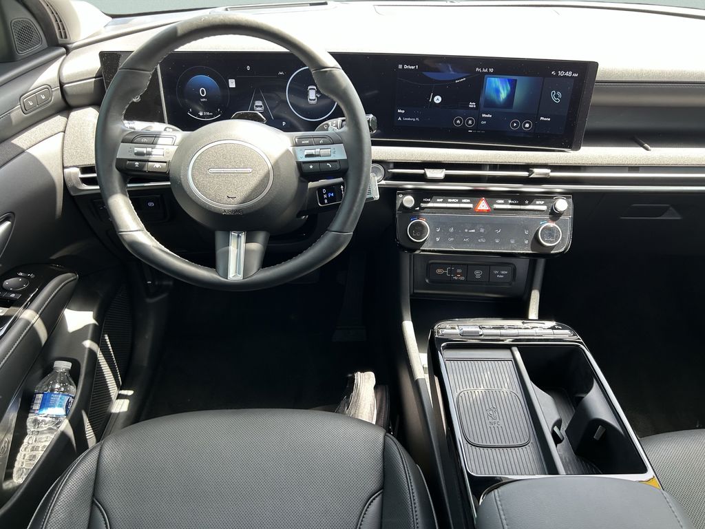 2025 Hyundai Tucson Limited - Photo 17