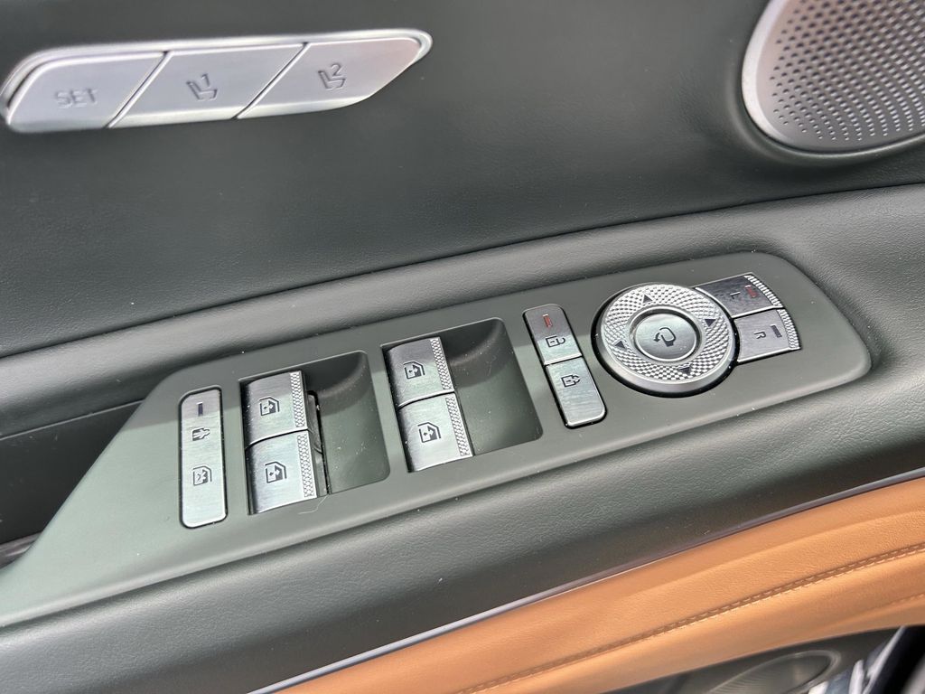 2025 GENESIS GV80 Advanced - Photo 21
