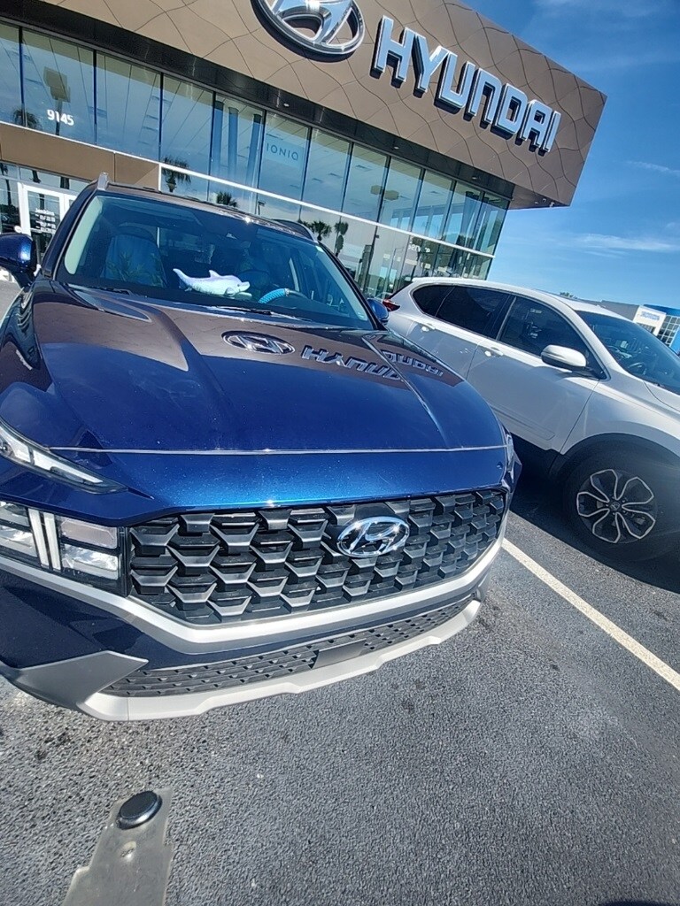 2023 Hyundai Santa Fe SEL photo 2