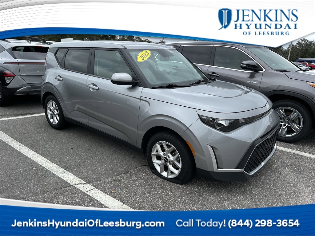 2023 Kia Soul Hatchback  2023 Kia Soul Hatchback