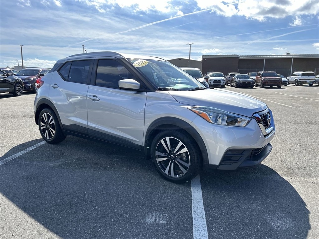 Used 2019 Nissan Kicks SV SUV