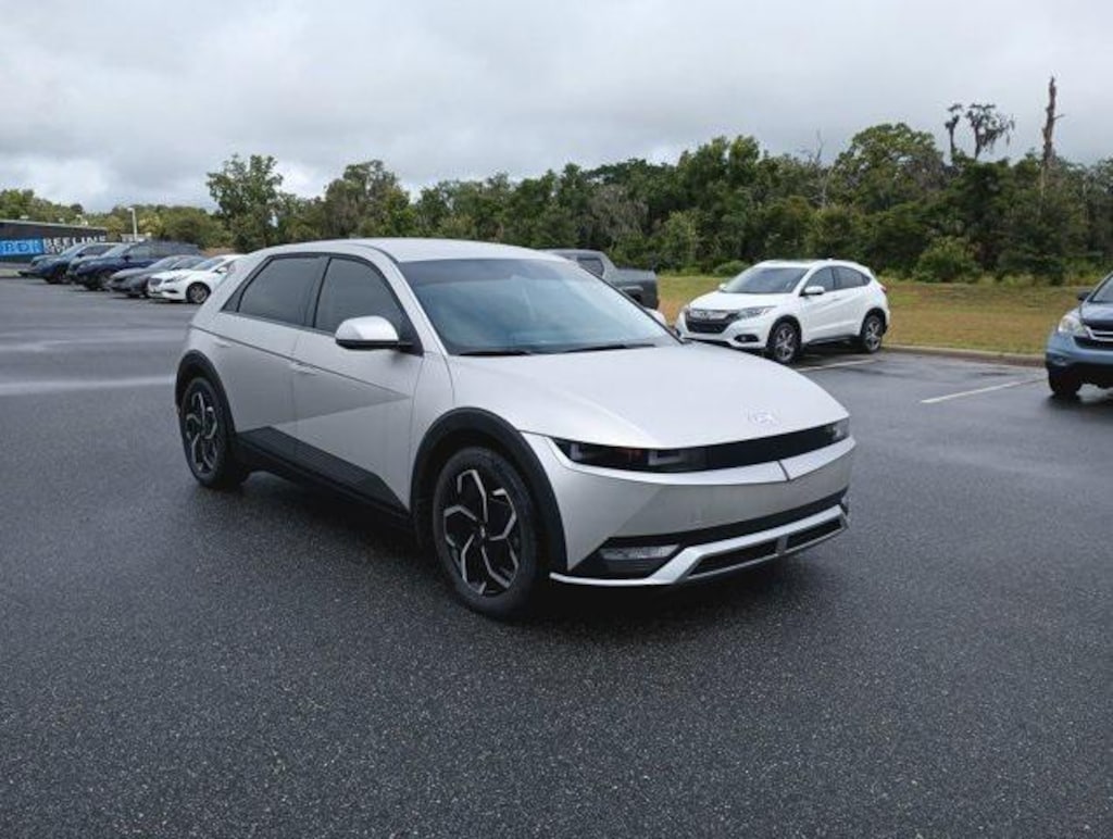 New 2023 Hyundai IONIQ 5 SEL SUV