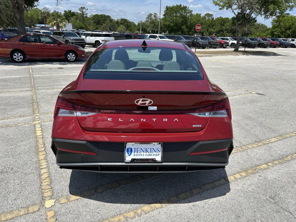 2025 Hyundai Elantra Blue - Photo 11