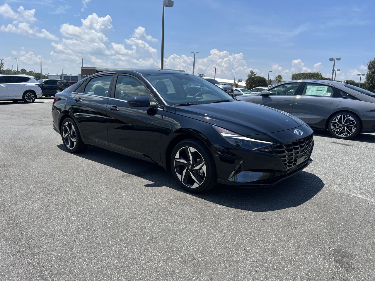 Certified 2023 Hyundai Elantra Limited with VIN KMHLN4AJ5PU070900 for sale in Leesburg, FL