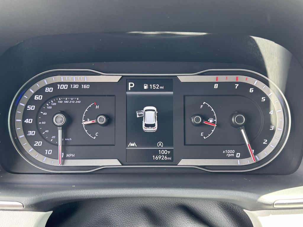 2024 Hyundai Tucson SE - Photo 32