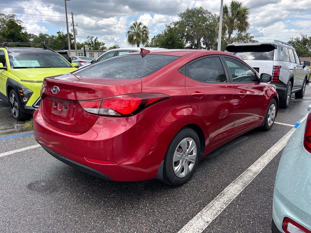 Used 2016 Hyundai Elantra SE Sedan