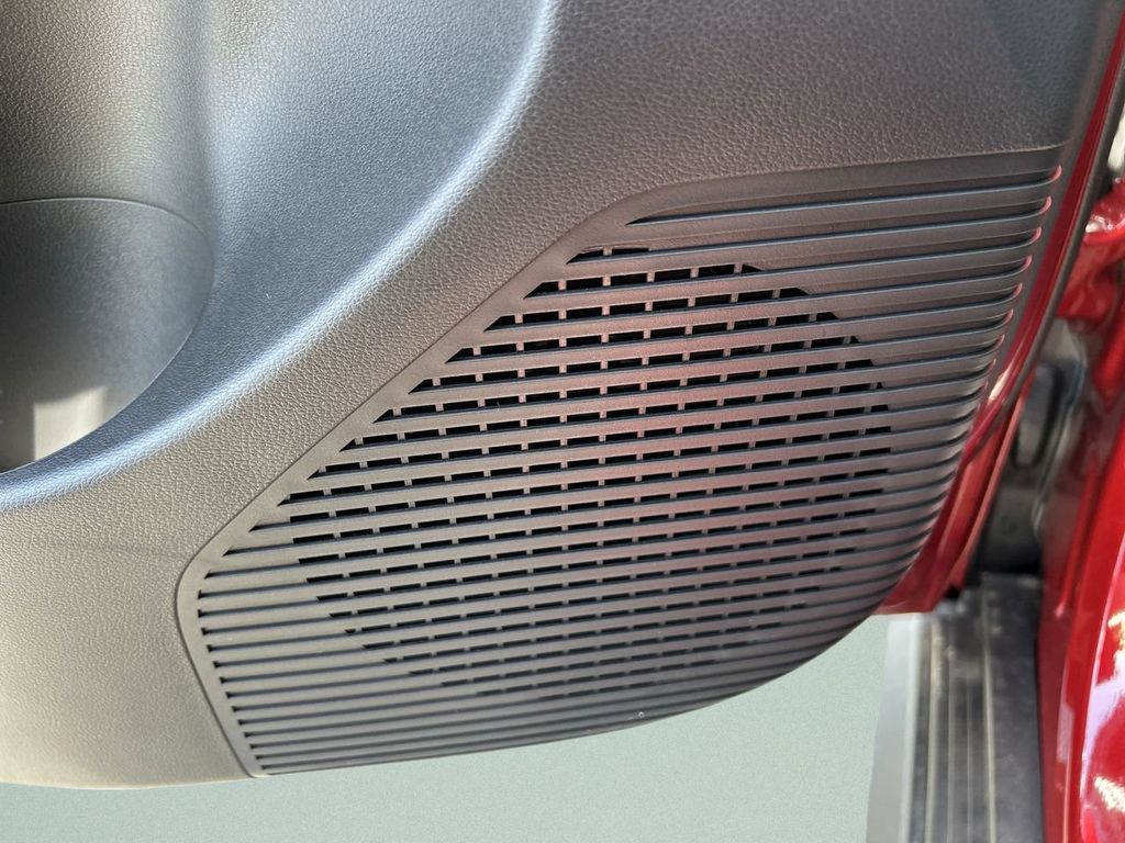 2025 Hyundai Kona N Line S - Photo 14