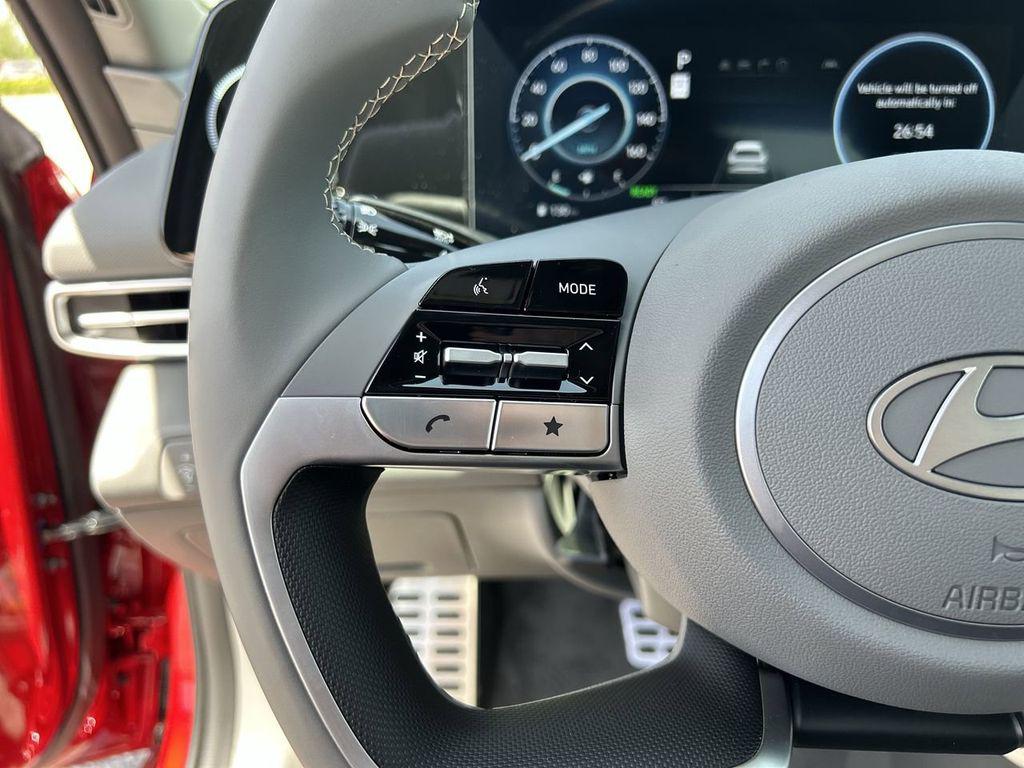2025 Hyundai Elantra Blue - Photo 26