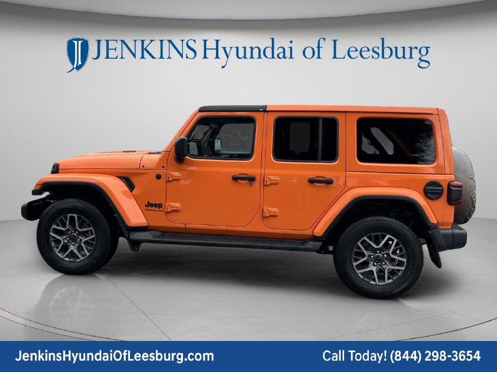2025 Jeep Wrangler 4-Door Sahara - Photo 9