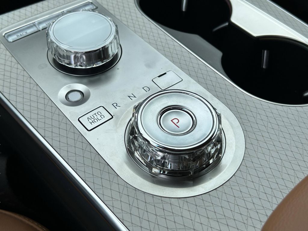 2025 GENESIS GV80 Advanced - Photo 28